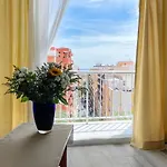 Azul. Comodo, Bonito Y Centrico Apartmán