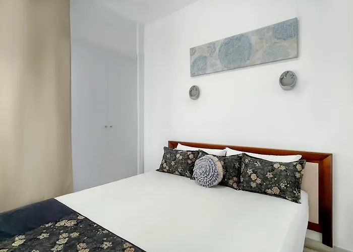 Azul Comodo, Bonito Y Centrico Calp