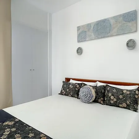 Azul Comodo, Bonito Y Centrico Calpe