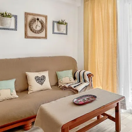 Azul Comodo, Bonito Y Centrico